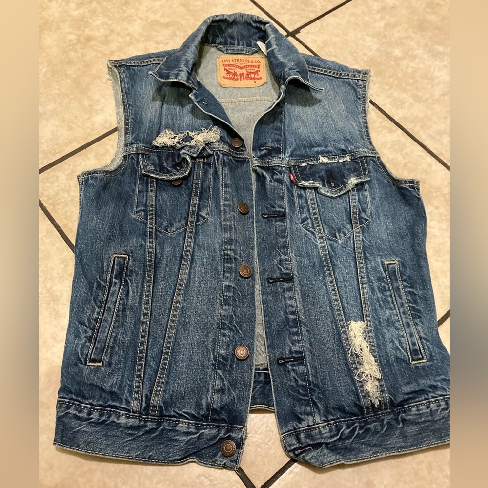 Dark denim vest for sell size small